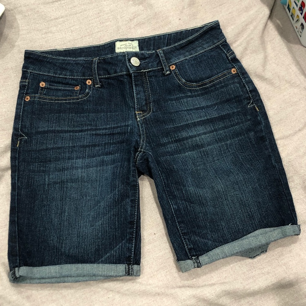 6/$20!!!  Aeropostale Capri